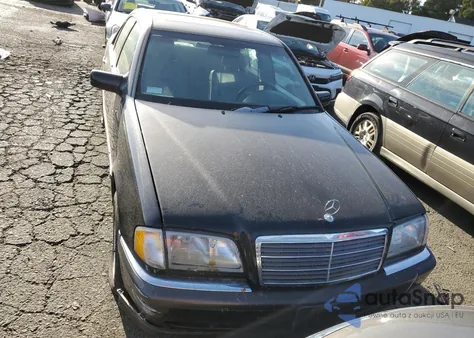 2000 Mercedes-Benz C 230 from USA, damaged, VIN WDBHA24G5YA805662